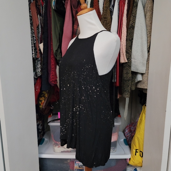 Love Riche ♥︎ chic boutique flowy black tank top - Picture 8 of 8